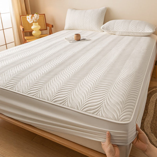 Pet-Friendly Waterproof Quilted Fitted Sheet Mattress Cover
