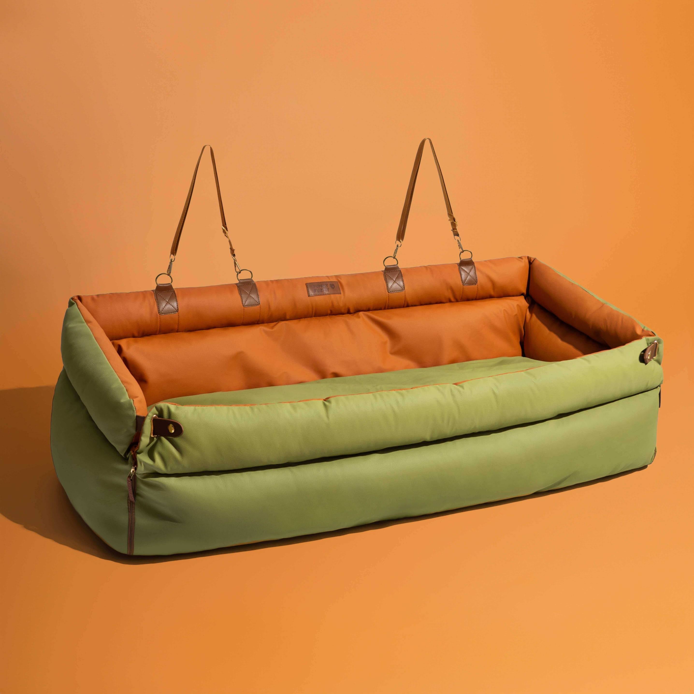 Grand lit rehausseur de siège d'auto pour chien en simili cuir de luxe - Urban Voyager